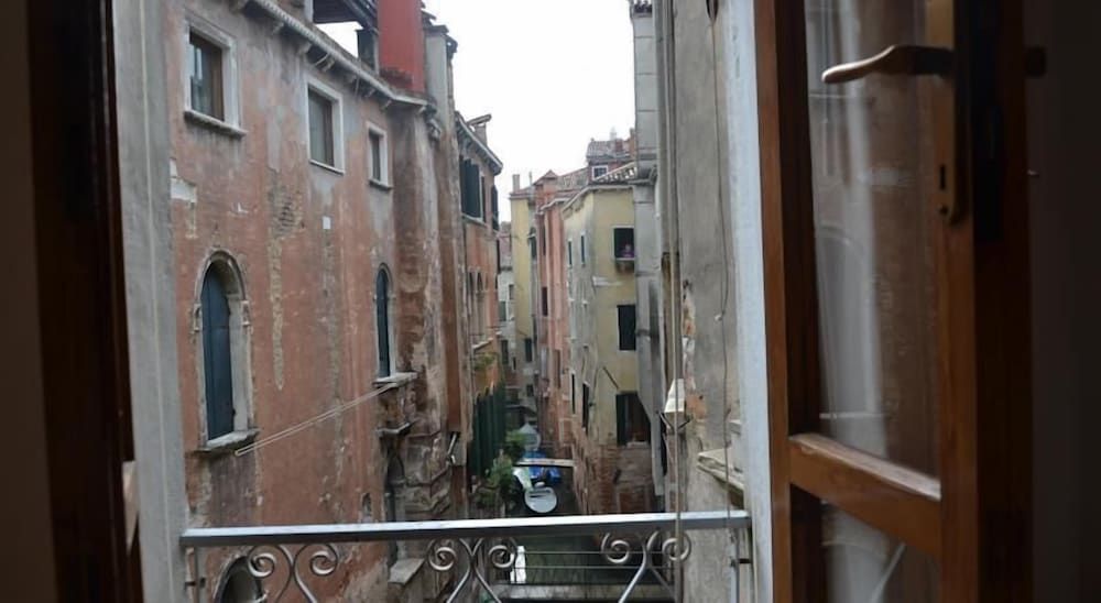 Hotel Canada Venezia Double or Twin Room, Private Bathroom 14