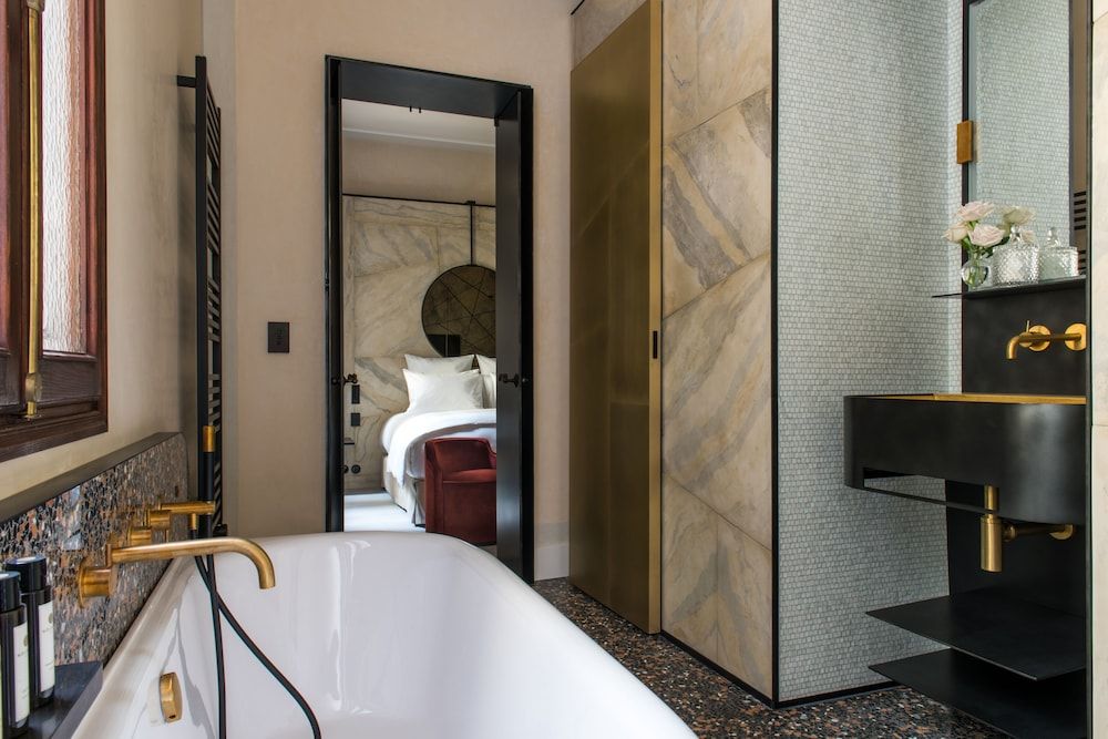 Nolinski Venezia - Evok Collection Superior Double Room, 1 King Bed, Pool Access 3