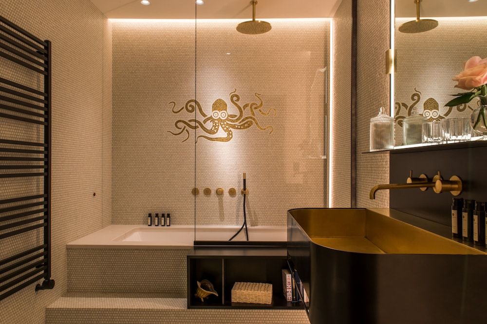 Nolinski Venezia - Evok Collection Superior Double Room, 1 King Bed, Pool Access 4