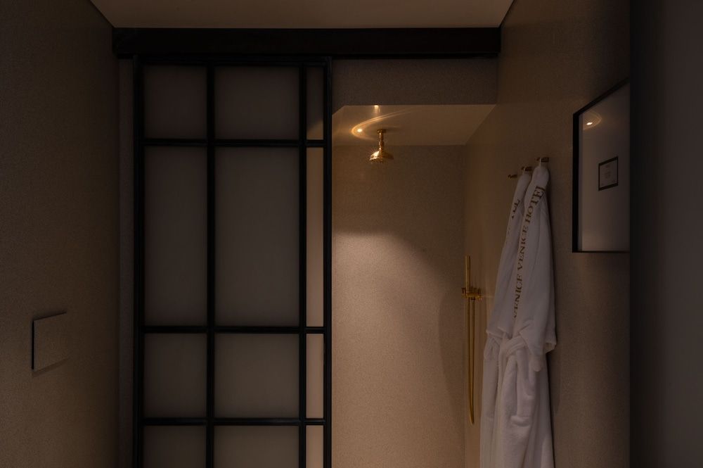 The Venice Venice Hotel Postvenetian Room 12