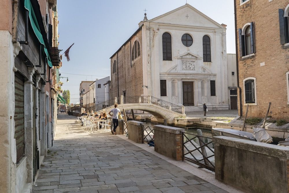 undefined Bed & Breakfast Giardini 3