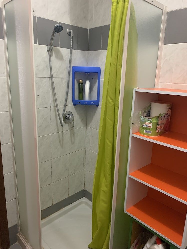 Pavarotti House Family Room 6