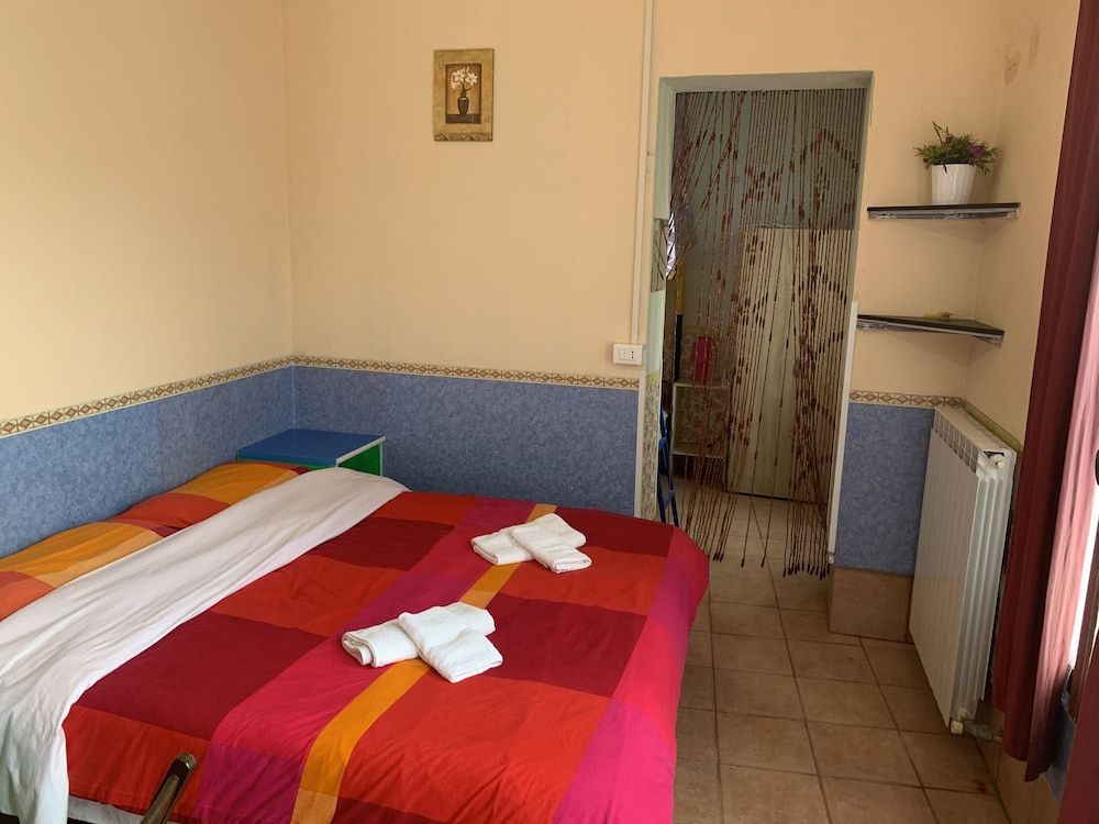 Pavarotti House Triple Room