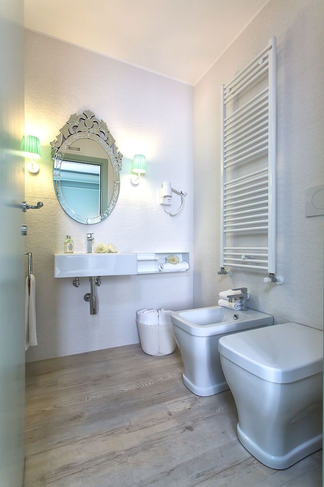 Aquamare Boutique B&B Classic Double or Twin Room 3