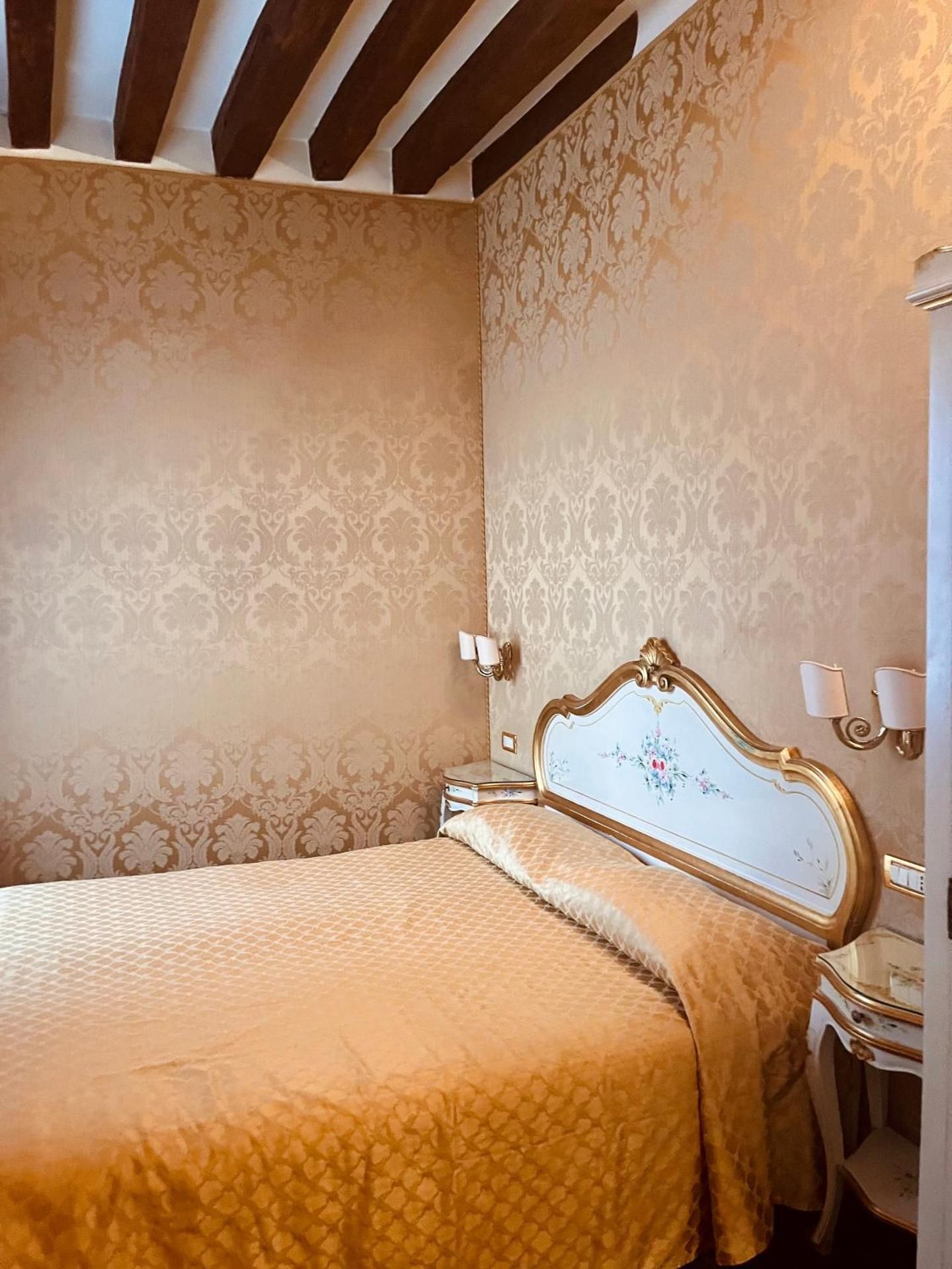 Locanda Correr Economy Double Room 2