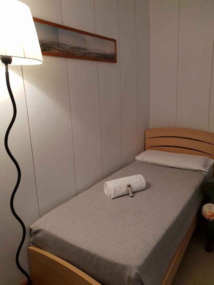 Casa Di Adel Triple Room, Shared Bathroom 5