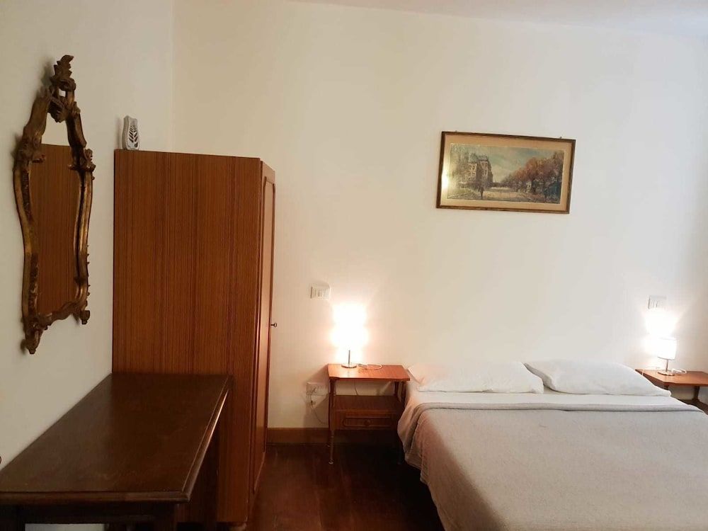 Casa Di Adel Double Room, Shared Bathroom 6