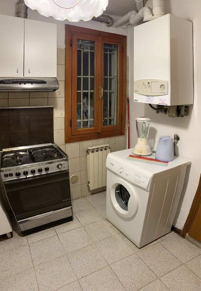 undefined Admiral Home 5