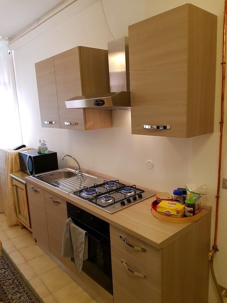 Butterfly Guest House Comfort Double or Twin Room 10