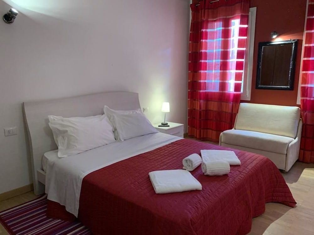 Venice Romantic Views San Marco Room, 1 Bedroom, Balcony 3