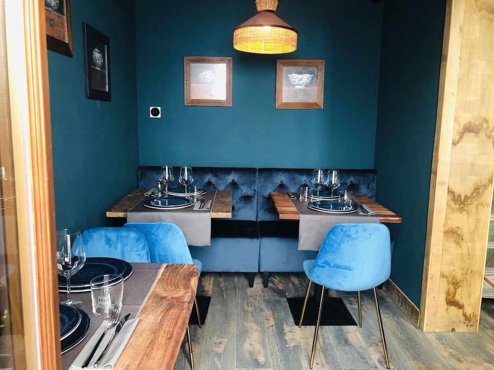 undefined Al Teatro Italia 8