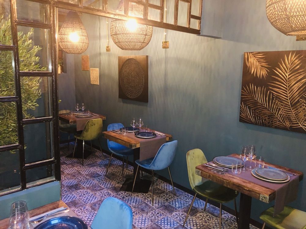 undefined Al Teatro Italia 7