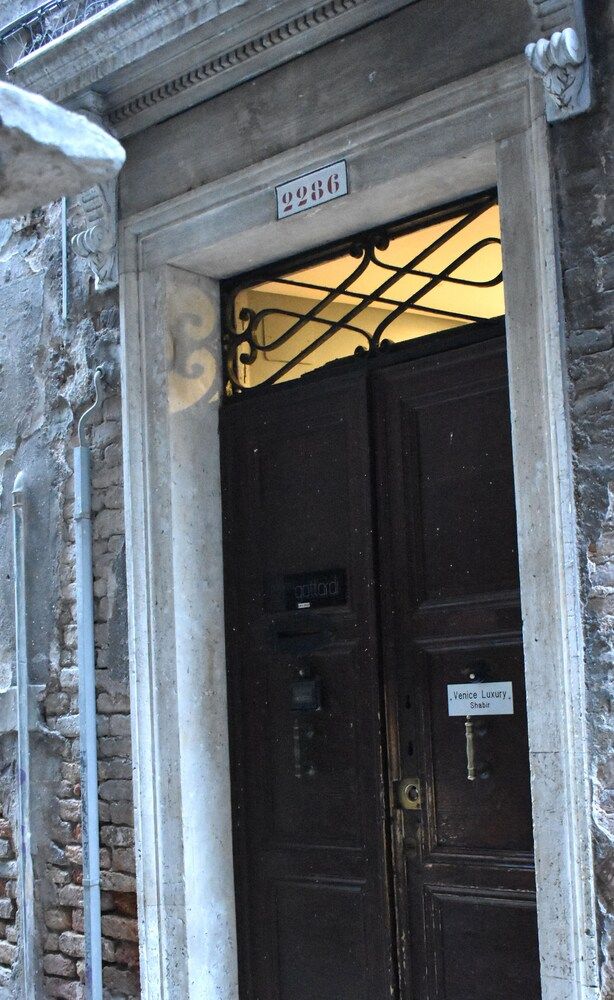 undefined Veniceluxury 4