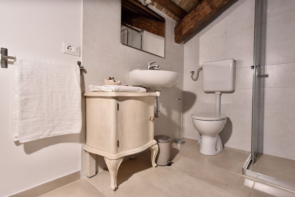 Palazzetto Barnaba Panoramic Double or Twin Room 4
