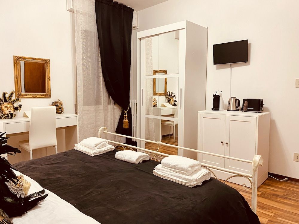 undefined La Dogaressa Guest House 8