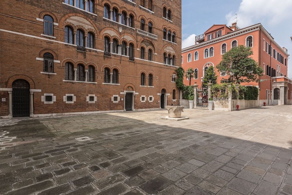 undefined The Venetian Penthouse 2