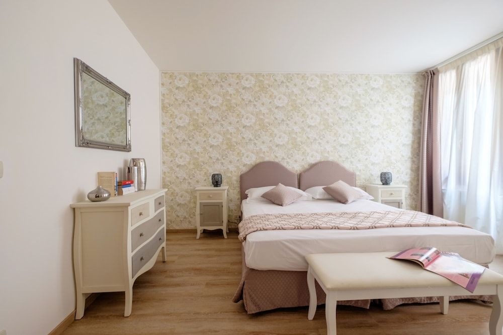 undefined Ai Turchesi 10