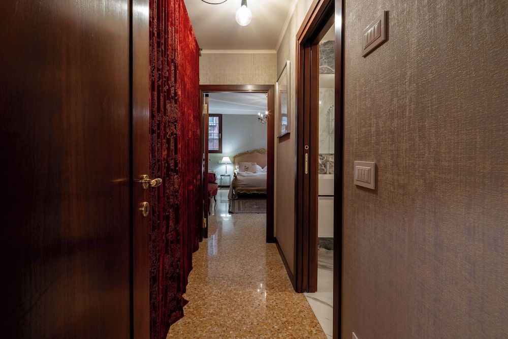 Palazzo Ca' Moro apartments Superior Apartment, 1 Bedroom 10