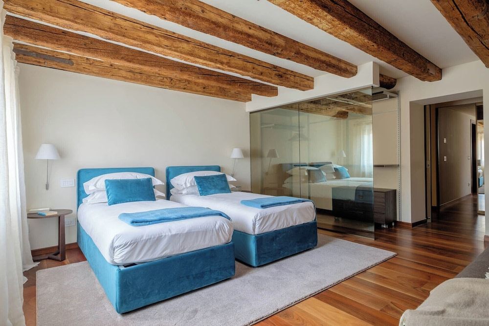 undefined Palazzo Ca' Moro apartments 10