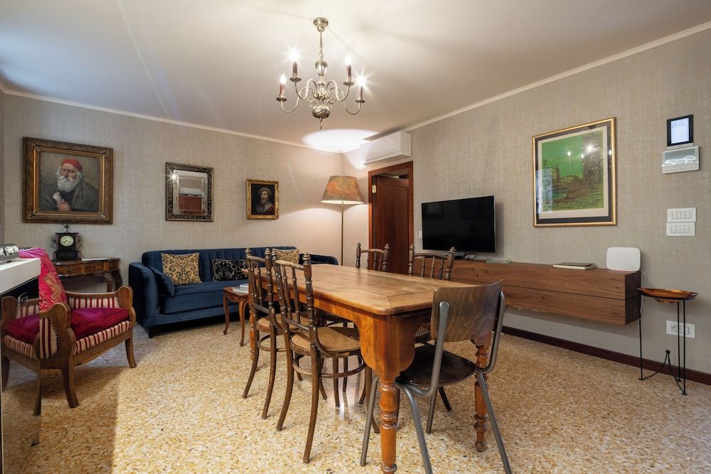 undefined Palazzo Ca' Moro apartments 2