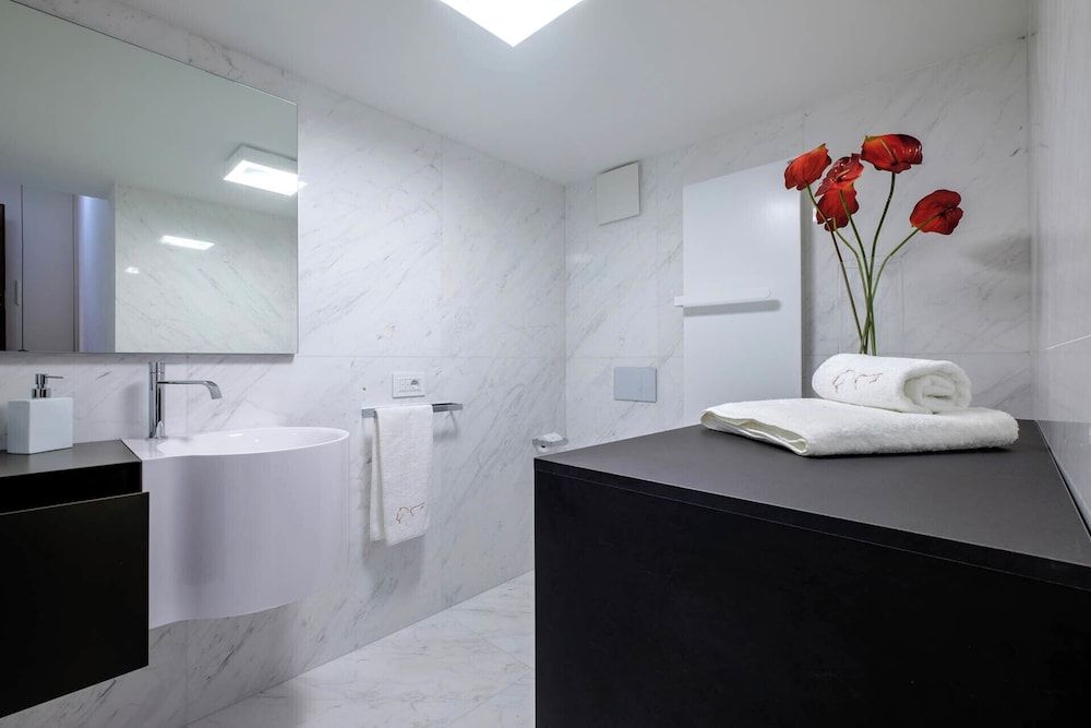 Palazzo Ca' Moro apartments Luxury Apartment, 2 Bedrooms 10