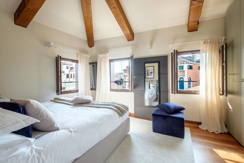 Palazzo Ca' Moro apartments Superior Apartment, 2 Bedrooms