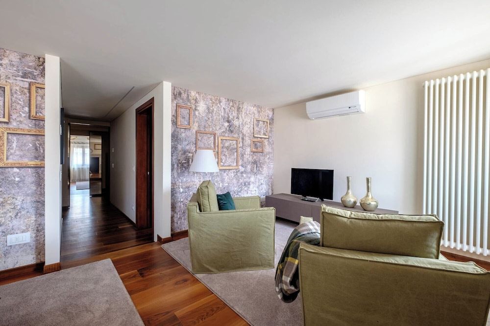Palazzo Ca' Moro apartments Luxury Apartment, 2 Bedrooms 16