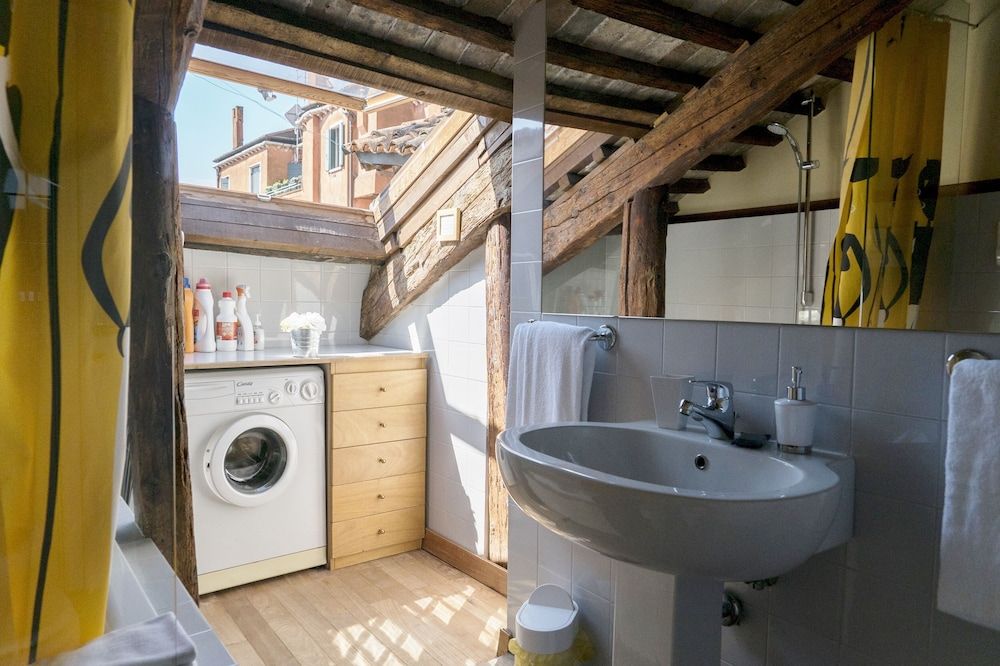 Altana Studio Apartment, Terrace 13