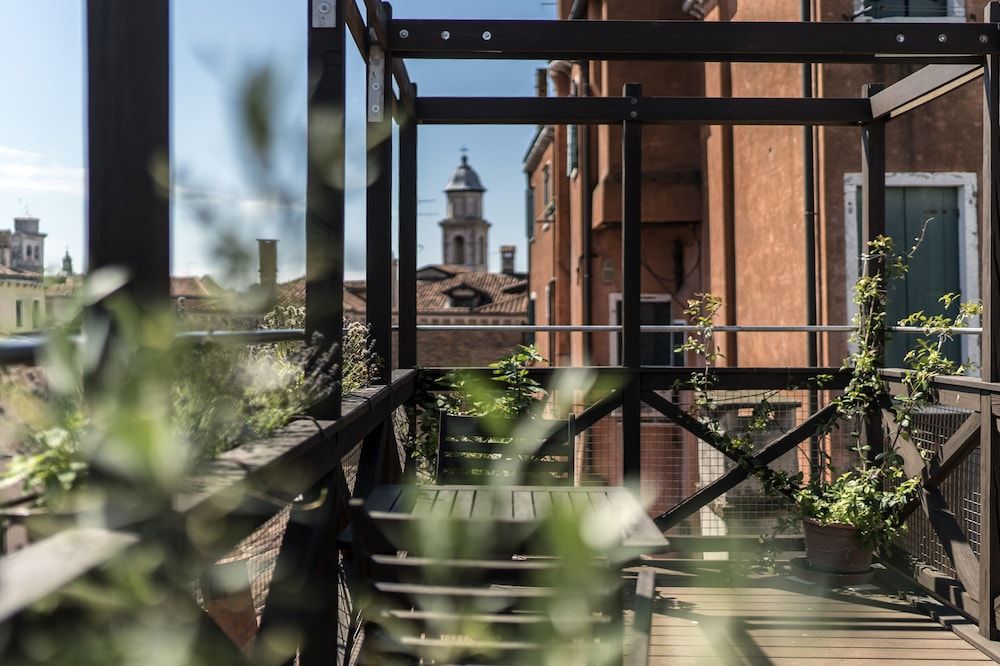 Altana Studio Apartment, Terrace 10