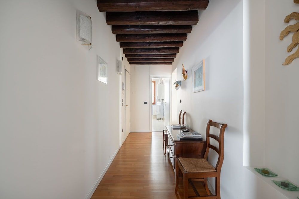 Ca'coriandolo Apartment, 2 Bedrooms 27