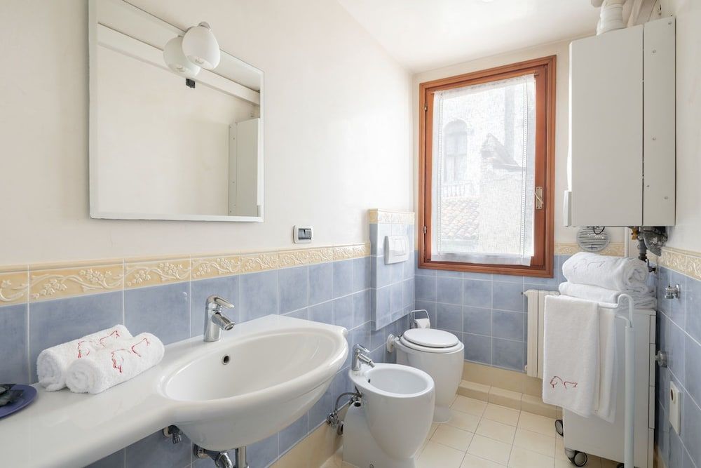 Ca'coriandolo Apartment, 2 Bedrooms 20