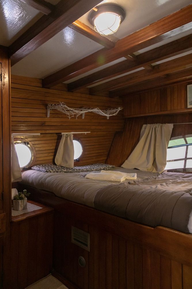 Venezia Boat San Marco Luxury Room 4