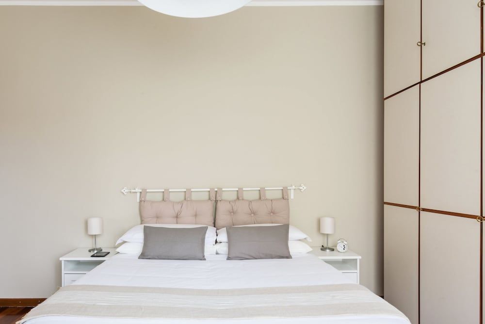 undefined Home at Hotel Reina 8