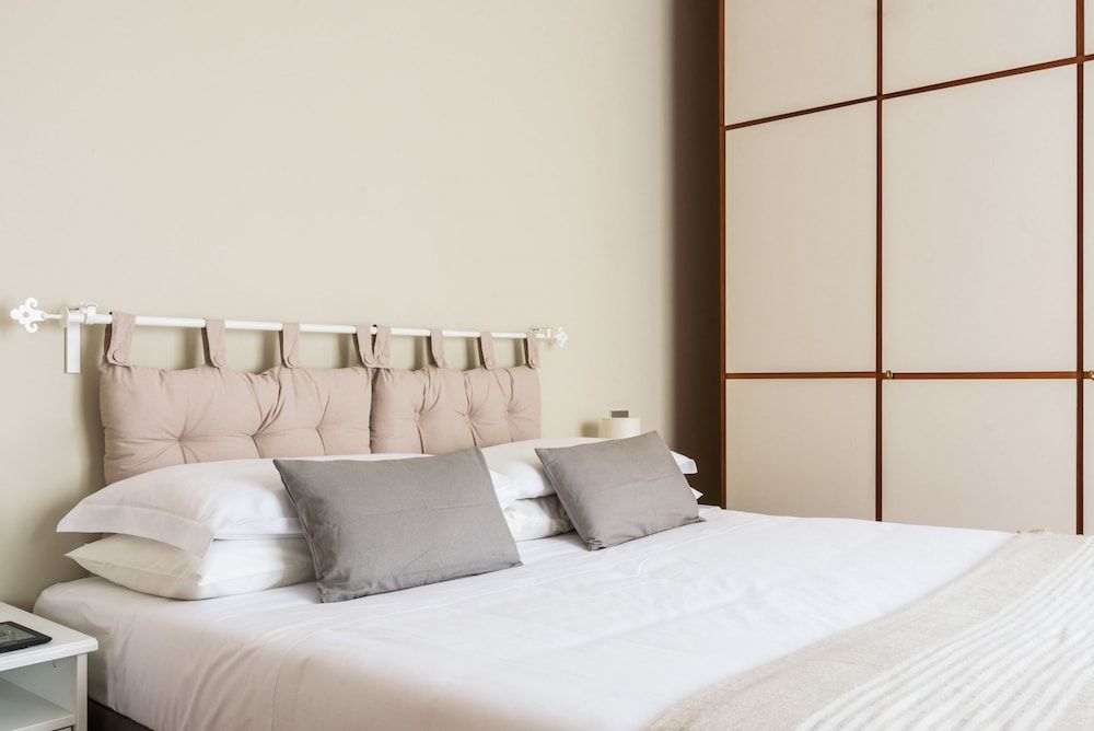 undefined Home at Hotel Reina 4