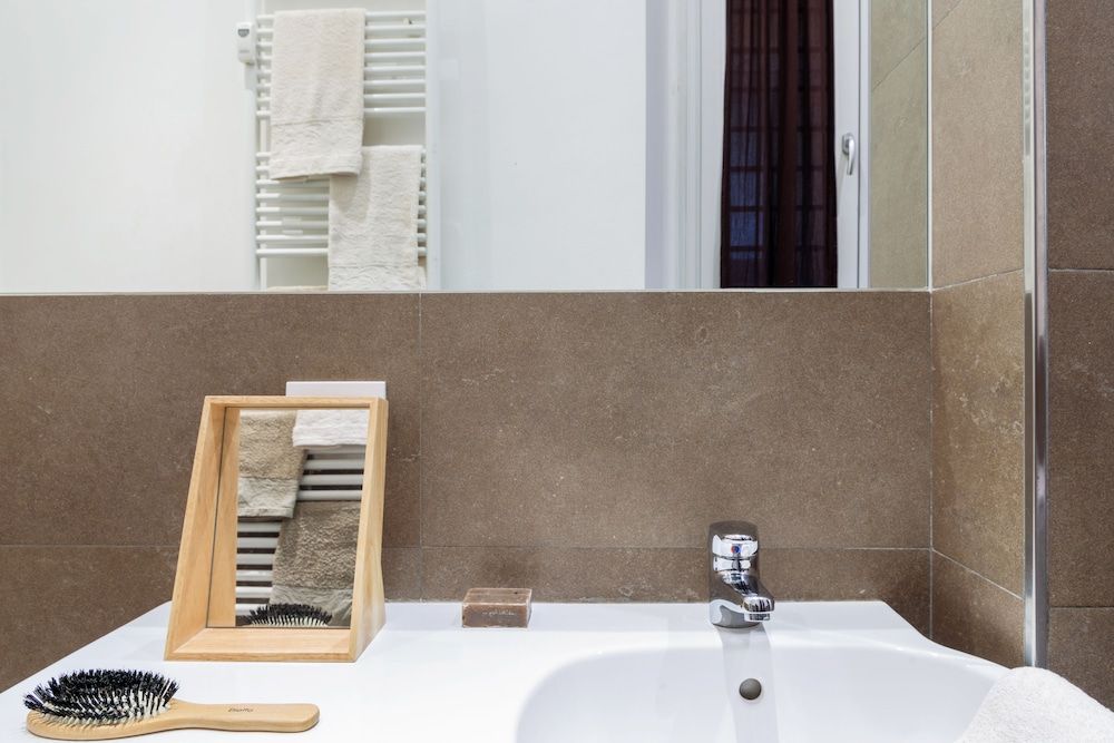 undefined Home at Hotel Dateo Melloni 10