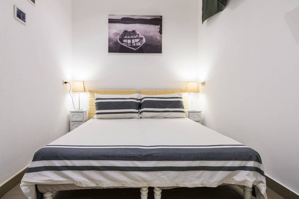 Luxury 5 Bedrooms In The Heart of Milan Apartment, 5 Bedrooms 7