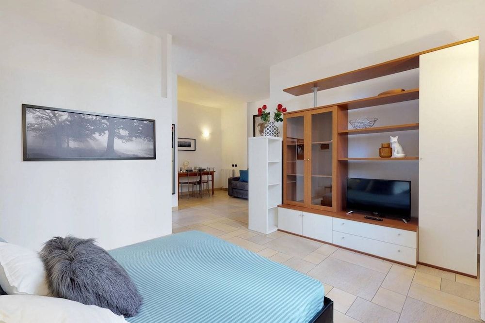undefined Apartment with Garden near San Siro 7