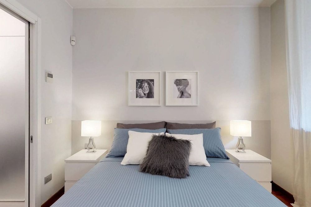 undefined Design Apartment near Duomo Square 5