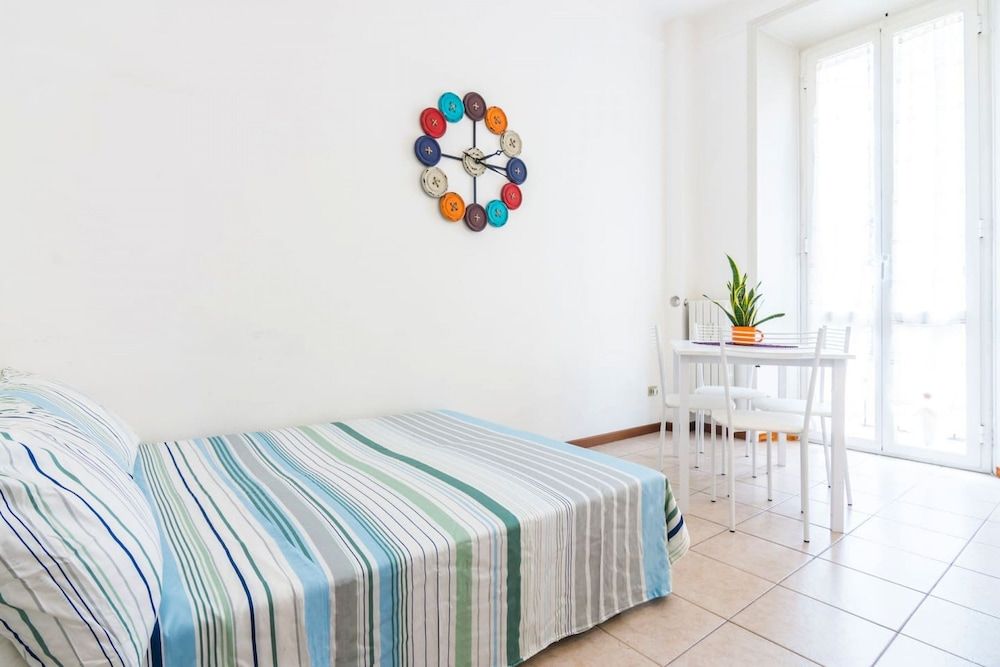 undefined Flat near Central Station Milan 3