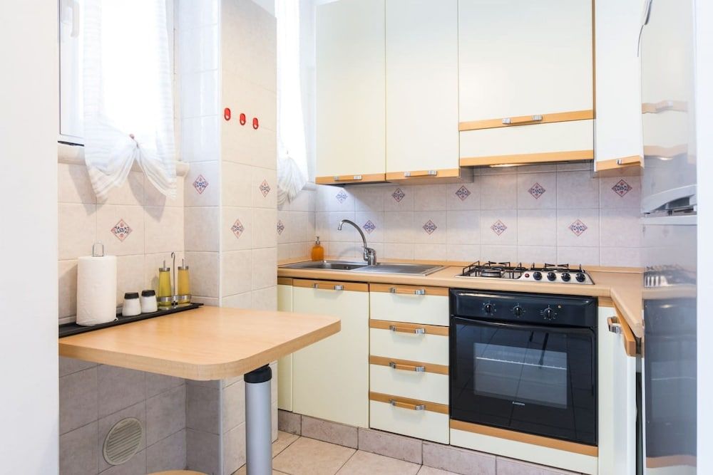 undefined Flat near Central Station Milan 8