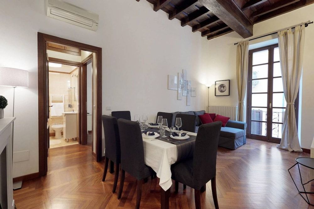 Fashion District Apartment Apartment, 2 Bedrooms 2