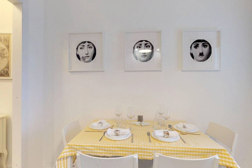 undefined Luxury 2 bedrooms apartment 4