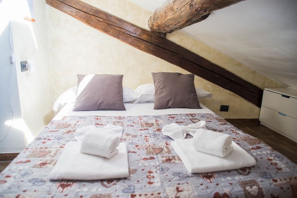 undefined Correggio 6