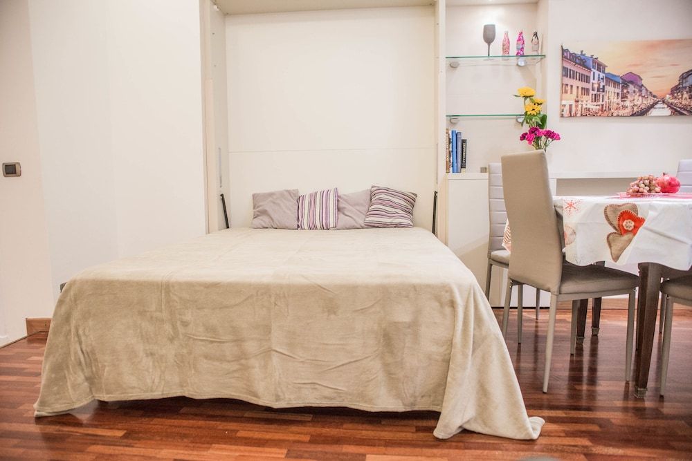 undefined Previati 3