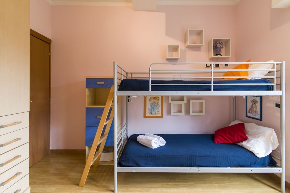 undefined Sesto Calende 8