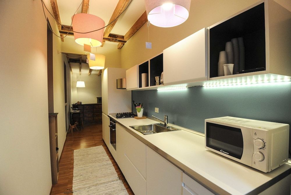 undefined Ariberto 19 7