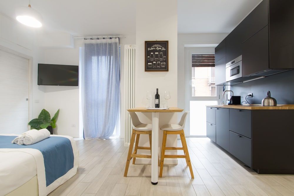 HoMilan Premium Apartment (Blue) 6