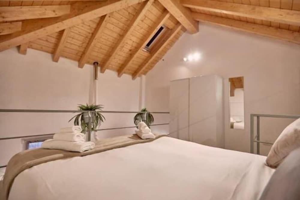 undefined Certosa 281 3