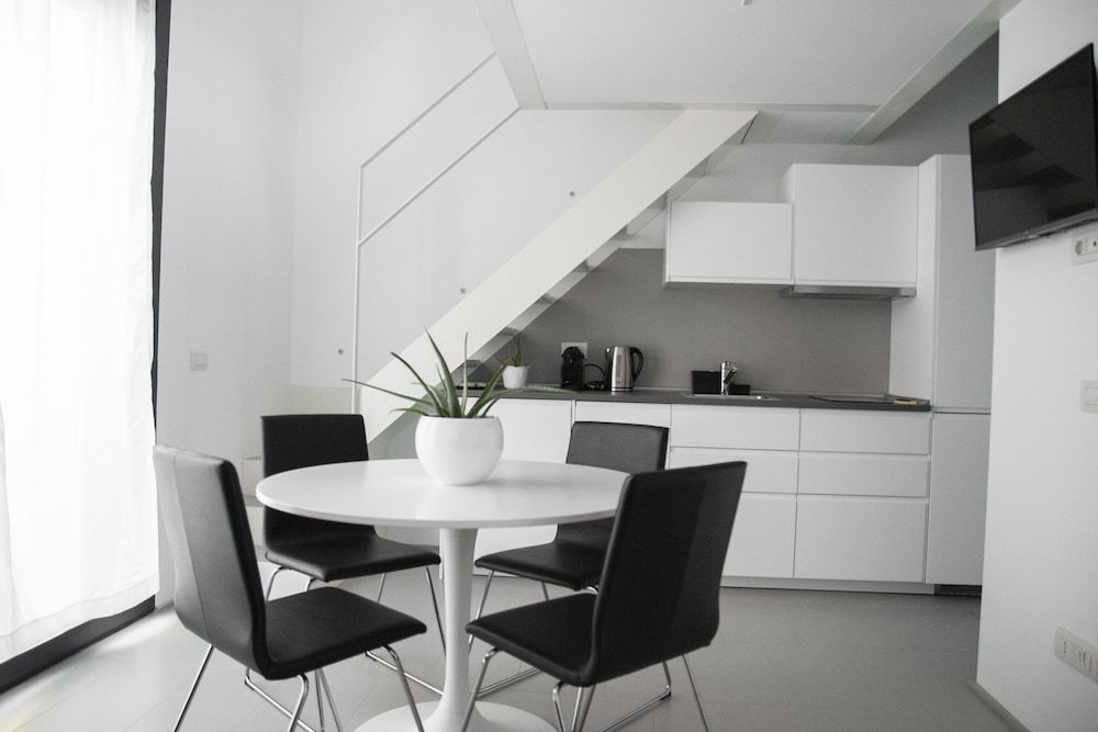 undefined Ortiquattro 8