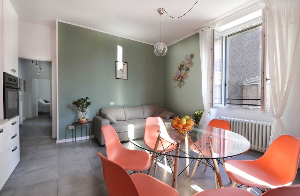 undefined At Home Heart of Milan - Bright City 4